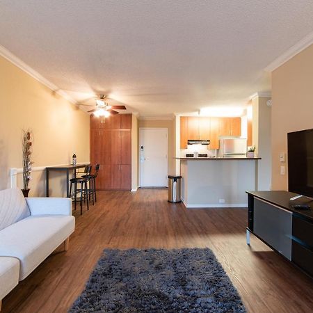 Luxurious Stay Near The Beach Newport Beach Exterior photo