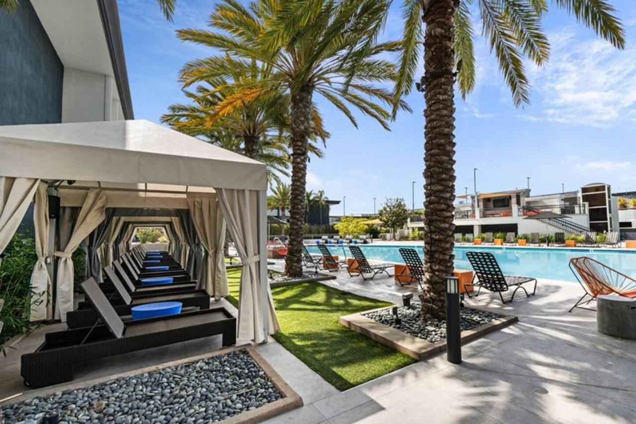 Luxurious Stay Near The Beach Newport Beach Exterior photo